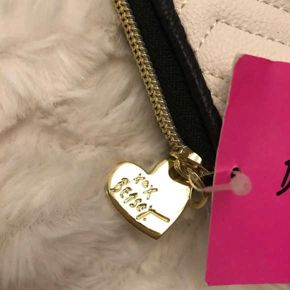 NWT Betsey Johnson Cream and Black Wallet - Picture 4 of 8